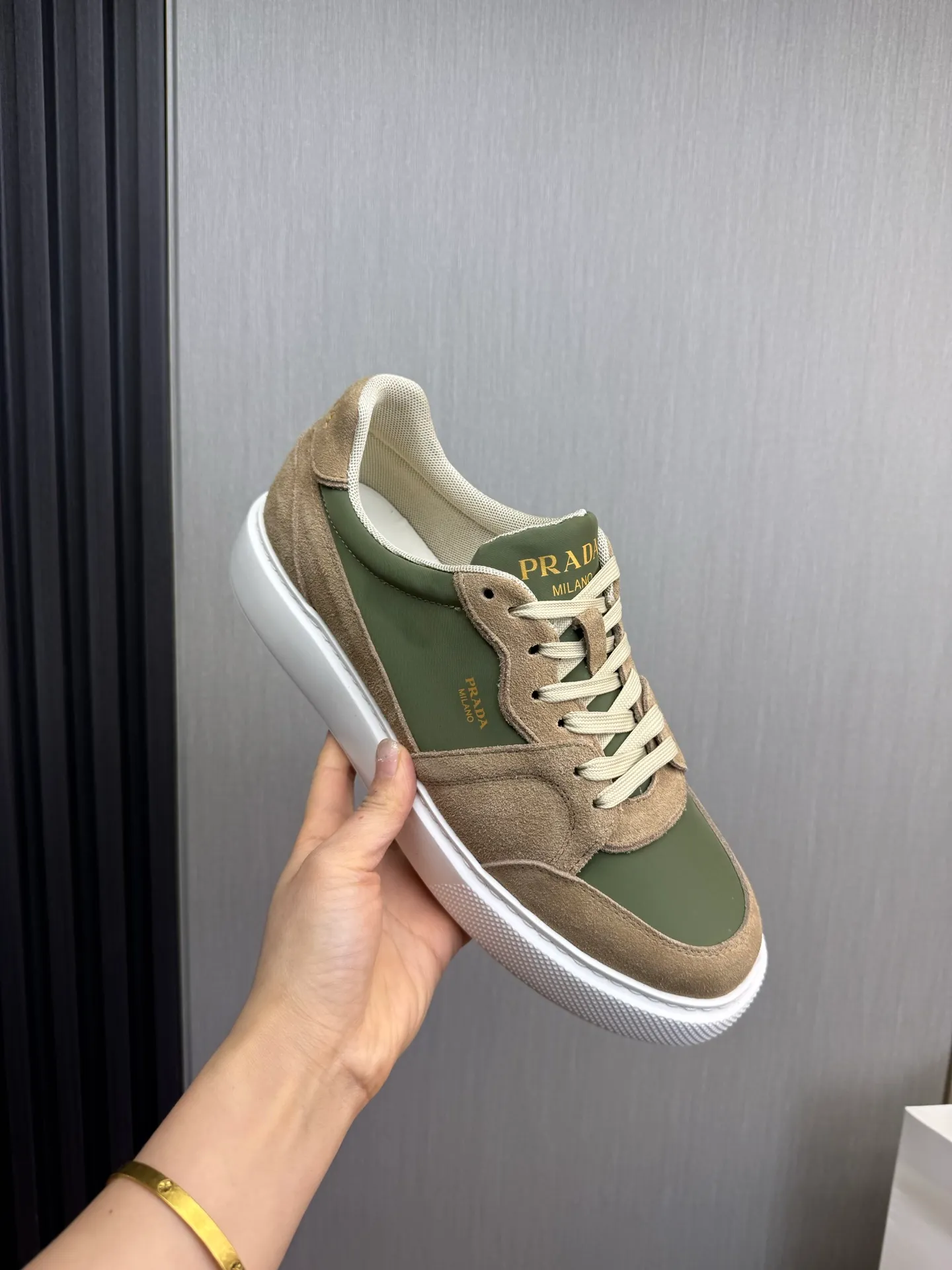 Factory price 560💰 [PRADA] Men’s shoes are popular in the counter, official website is synchronized, 1 high-quality shipment ✔️Original cowhide + cowhide lining, 1🆚1 replica, original sole, 38-45 (45 customized, non-refundable)